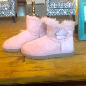 Cute Lavender Ugg’s